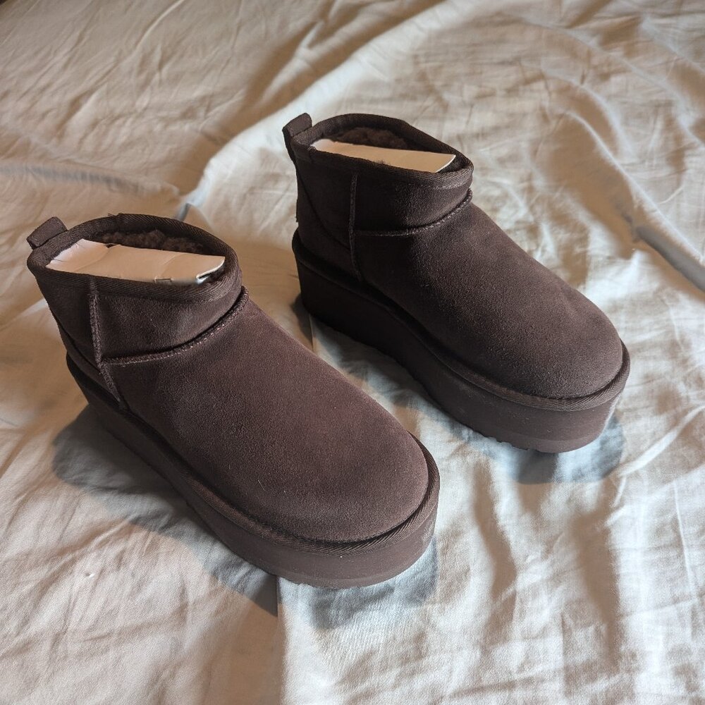 Ugg Women's Classic Ultra Mini Platform | Burnt Cedar | Size 6